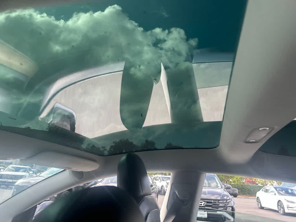 Thumbnail: 2020 Tesla Model 3 - 9