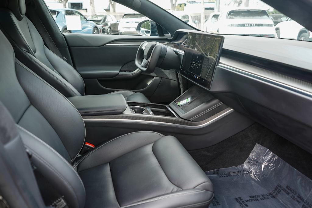 Thumbnail: 2023 Tesla Model S - 7