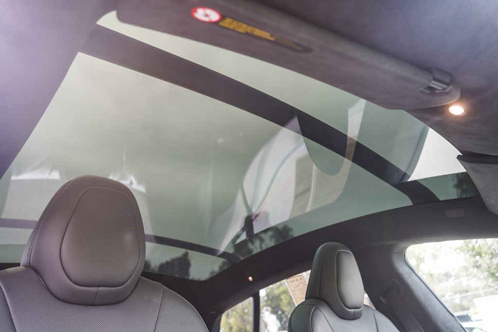 Thumbnail: 2023 Tesla Model S - 19