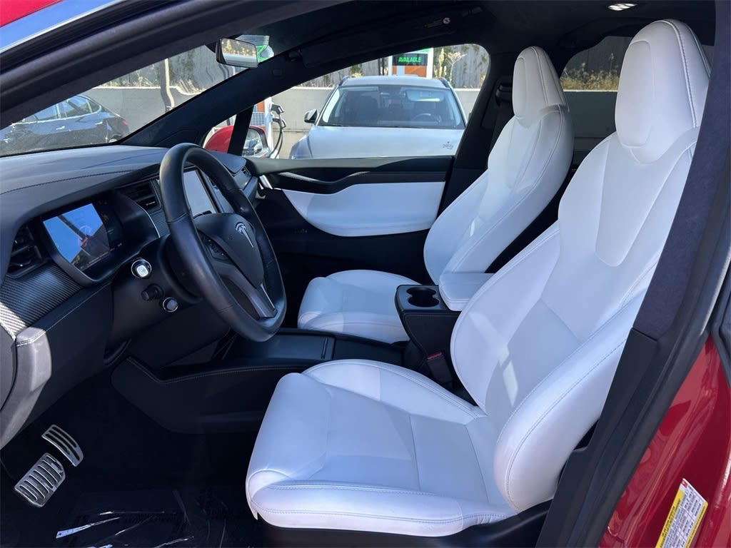 Thumbnail: 2021 Tesla Model X - 37