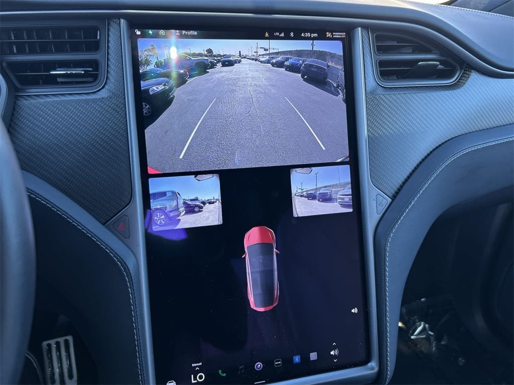 Thumbnail: 2021 Tesla Model X - 32