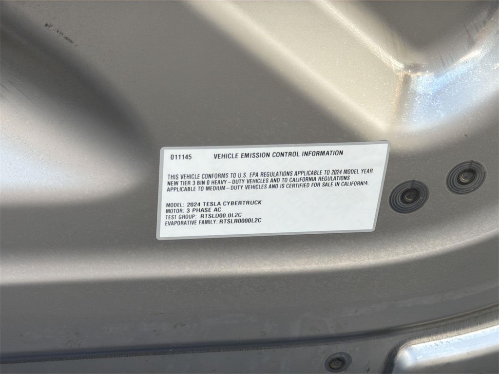 Thumbnail: 2024 Tesla Cybertruck - 15
