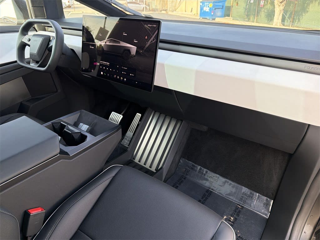 Thumbnail: 2024 Tesla Cybertruck - 8