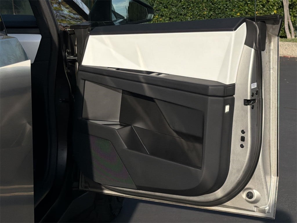 Thumbnail: 2024 Tesla Cybertruck - 38