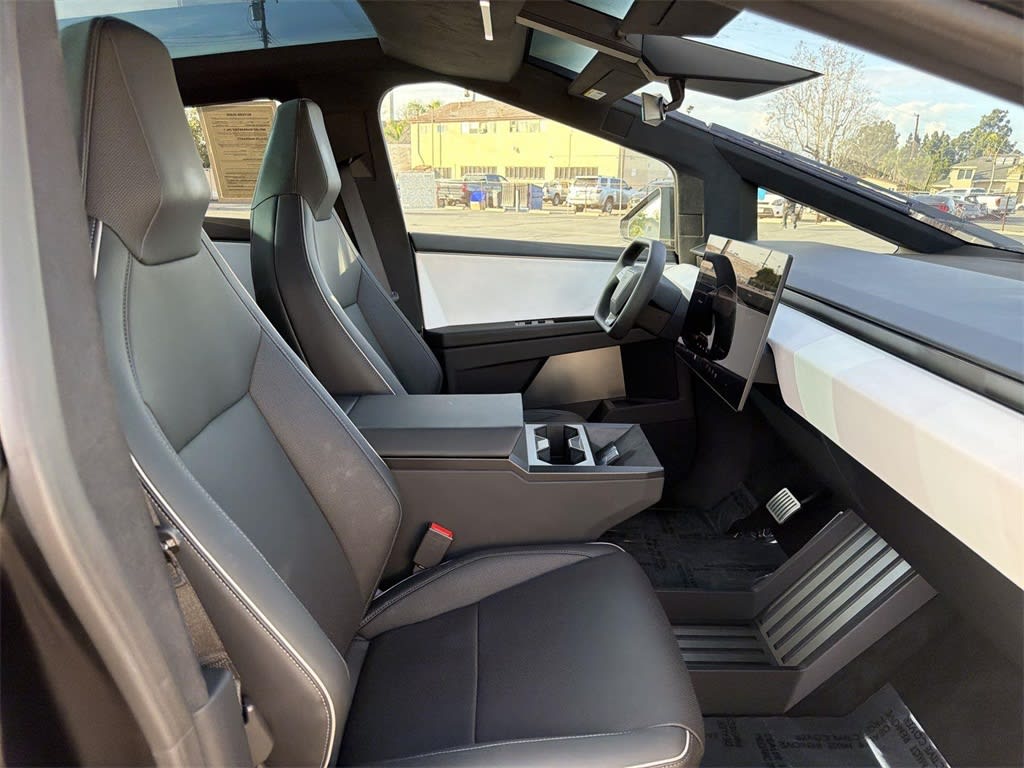 Thumbnail: 2024 Tesla Cybertruck - 39