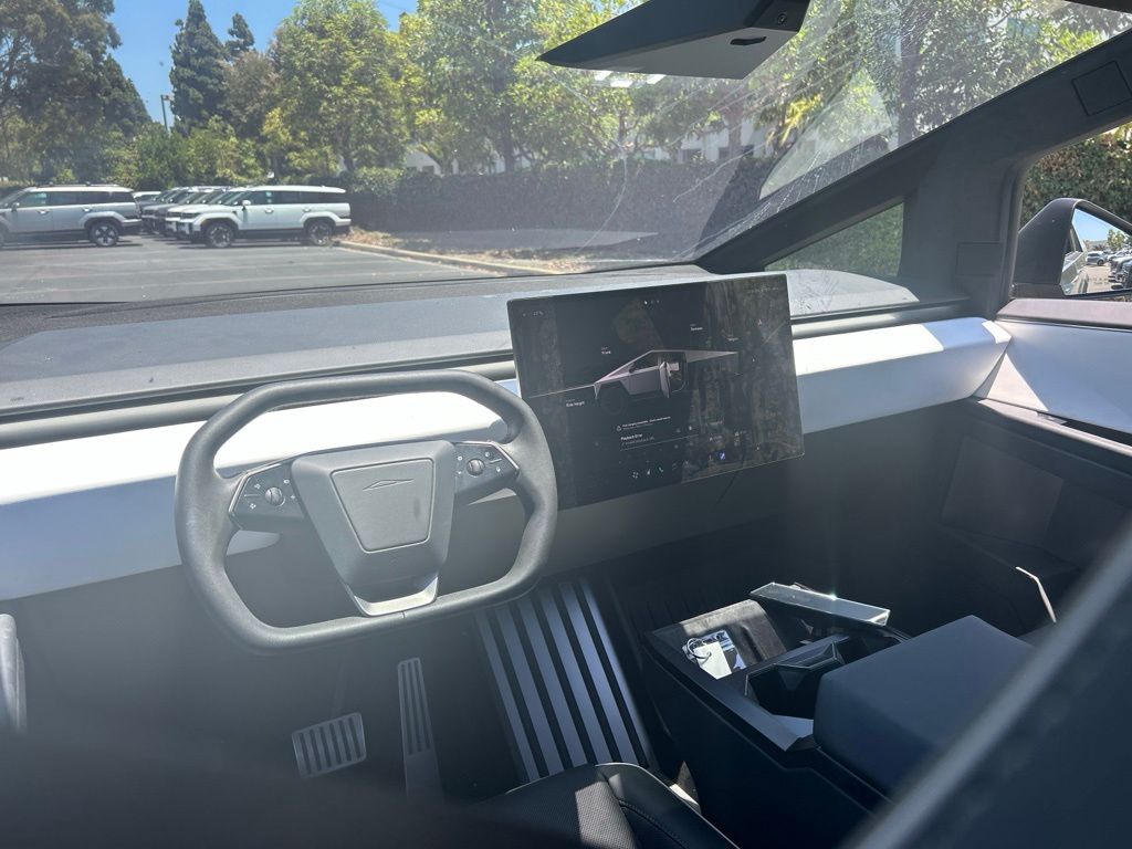 Thumbnail: 2024 Tesla Cybertruck - 5