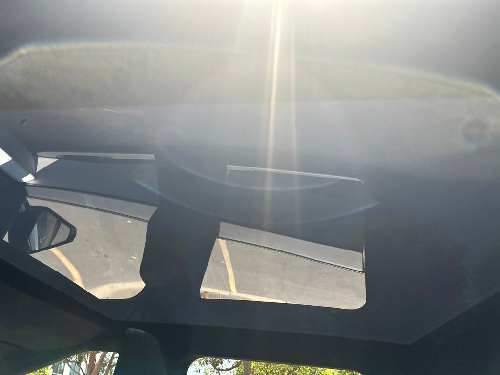Thumbnail: 2024 Tesla Cybertruck - 10