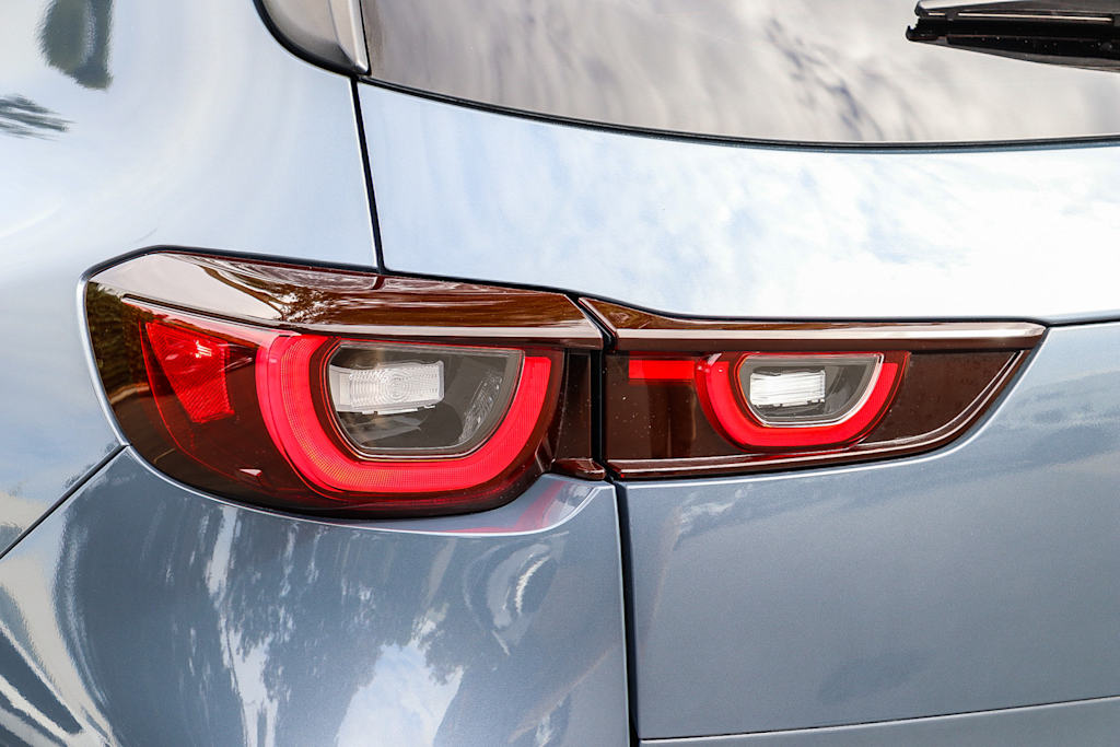 Thumbnail: 2025 Mazda CX-50 - 17