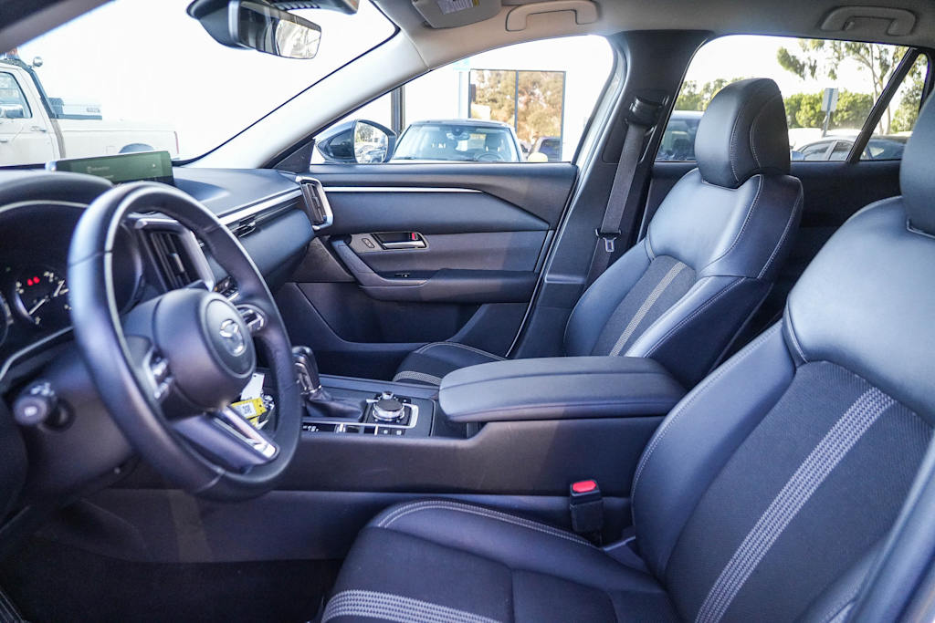 Thumbnail: 2025 Mazda CX-50 - 11