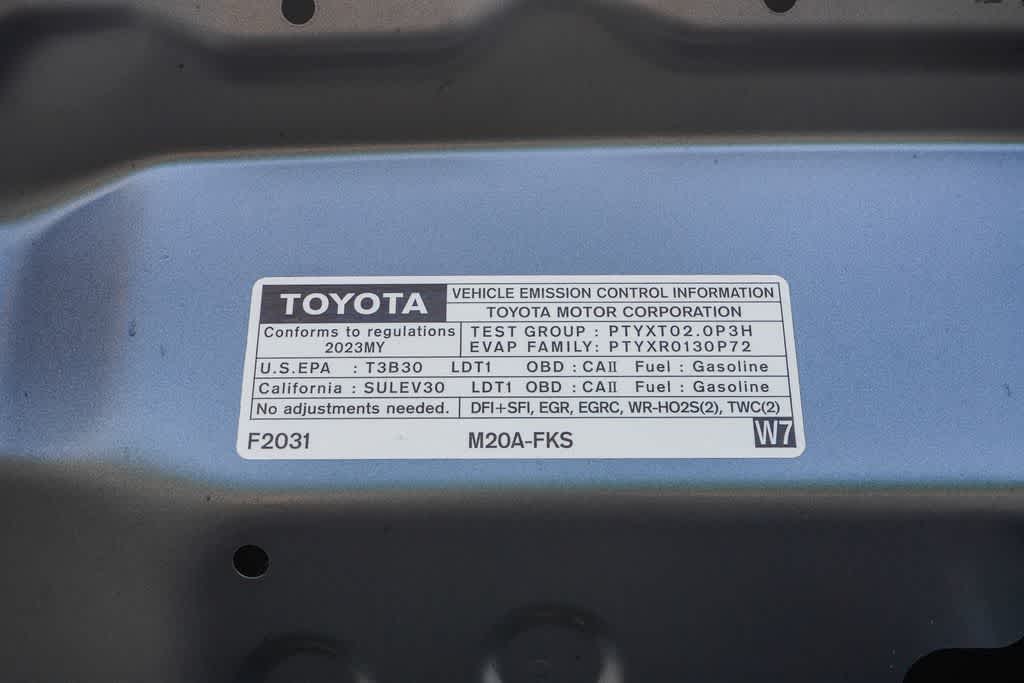 Thumbnail: 2023 Toyota Corolla Cross - 18