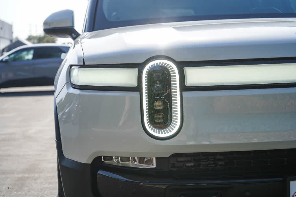 Thumbnail: 2023 Rivian R1S - 6