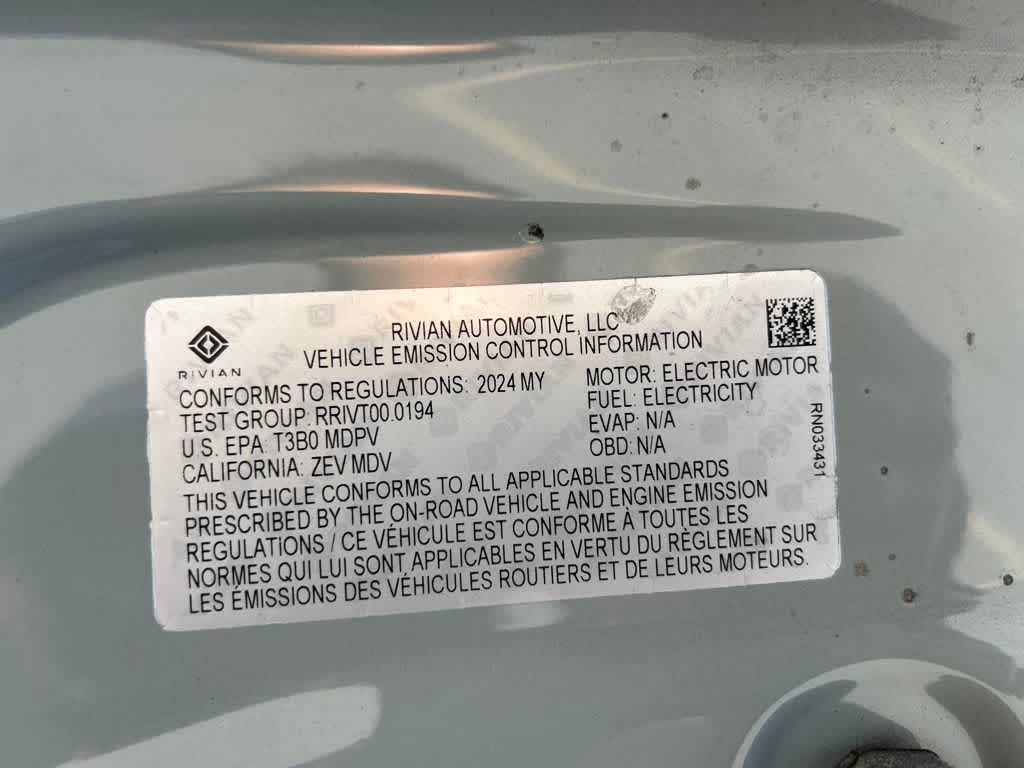 Thumbnail: 2024 Rivian R1S - 9