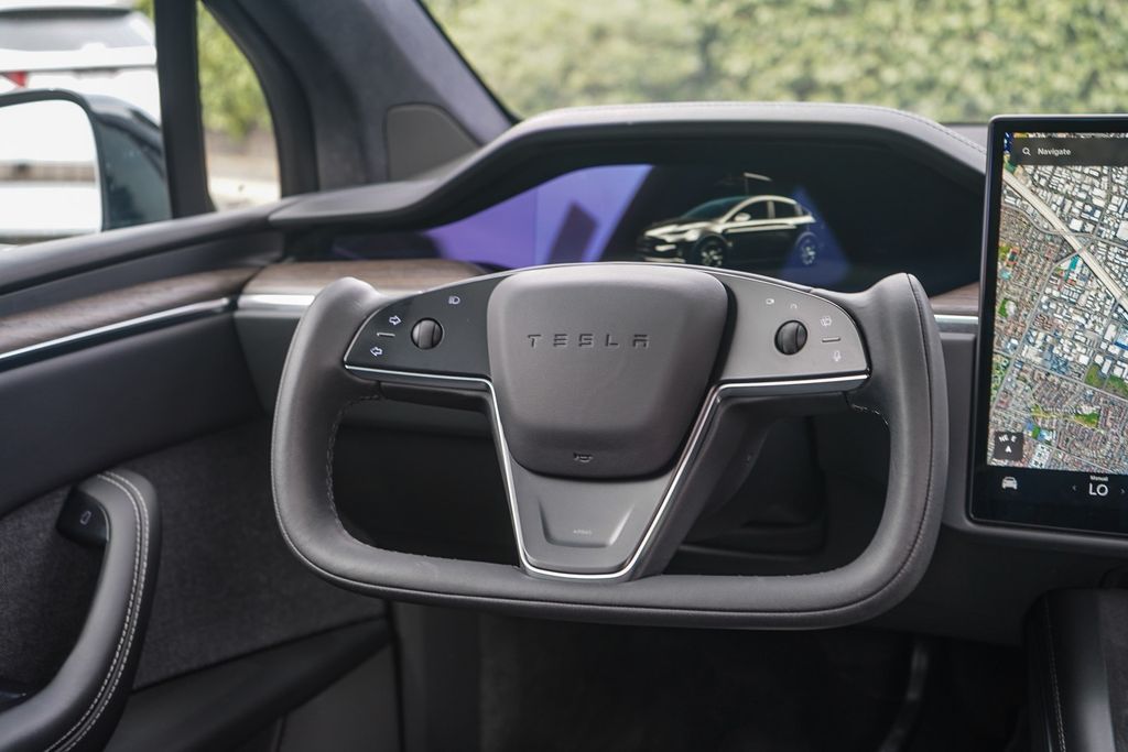Thumbnail: 2023 Tesla Model X - 8
