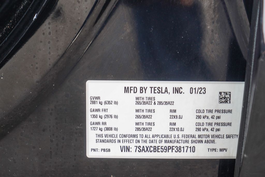 Thumbnail: 2023 Tesla Model X - 27