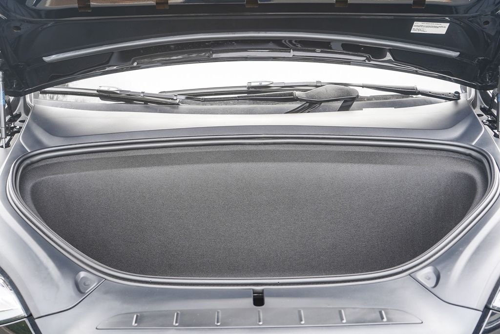 Thumbnail: 2023 Tesla Model X - 26
