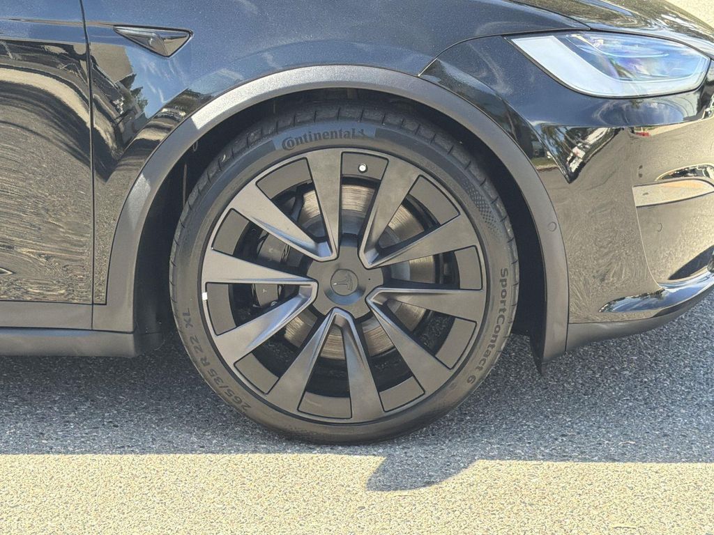 Thumbnail: 2022 Tesla Model X - 8