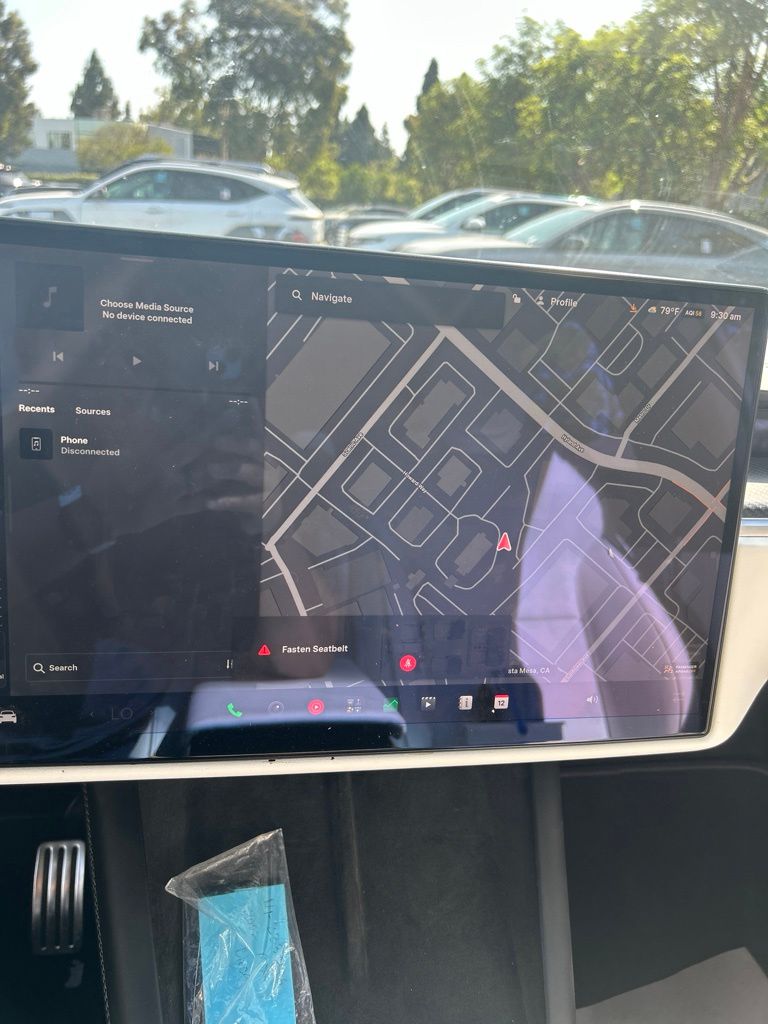 Thumbnail: 2022 Tesla Model X - 5