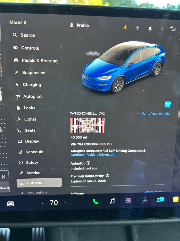 Thumbnail: 2022 Tesla Model X - 6