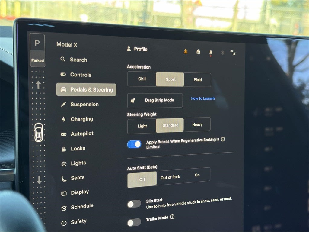 Thumbnail: 2022 Tesla Model X - 29