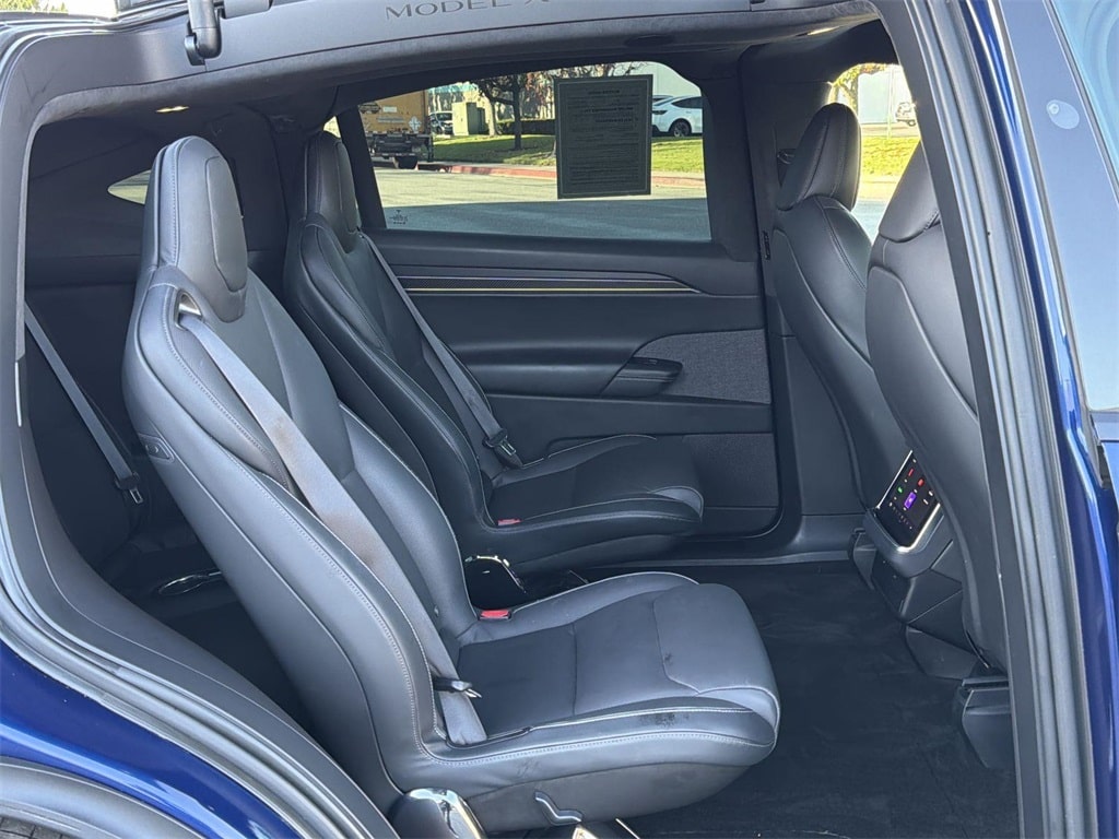 Thumbnail: 2022 Tesla Model X - 37