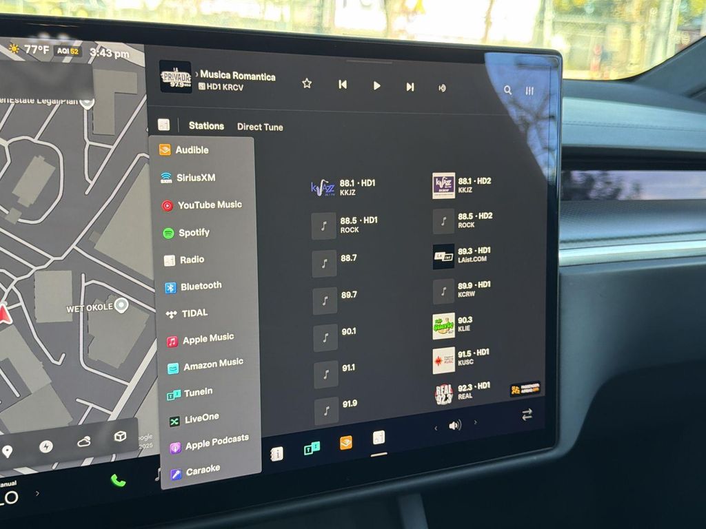 Thumbnail: 2022 Tesla Model X - 27