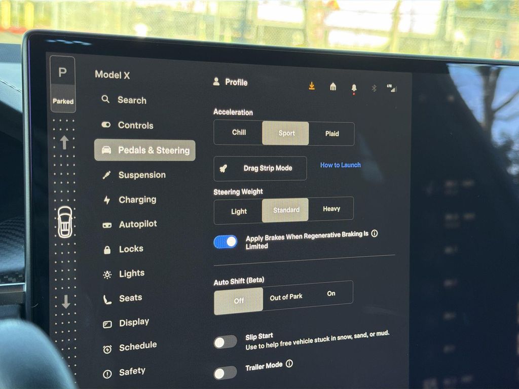 Thumbnail: 2022 Tesla Model X - 29