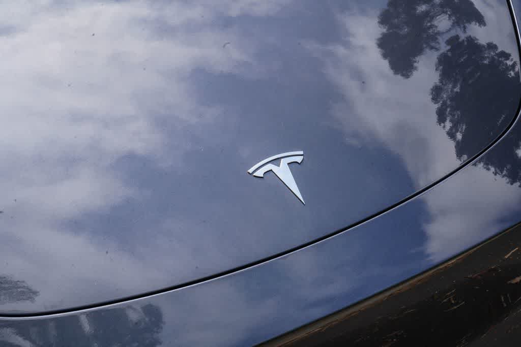 Thumbnail: 2023 Tesla Model Y - 6