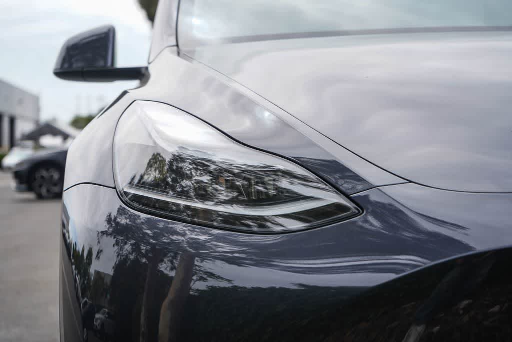 Thumbnail: 2025 Tesla Model Y - 19