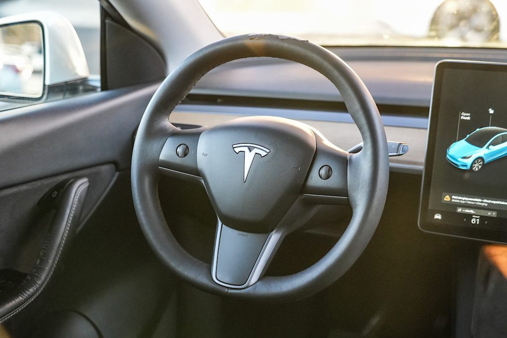 Thumbnail: 2022 Tesla Model Y - 8