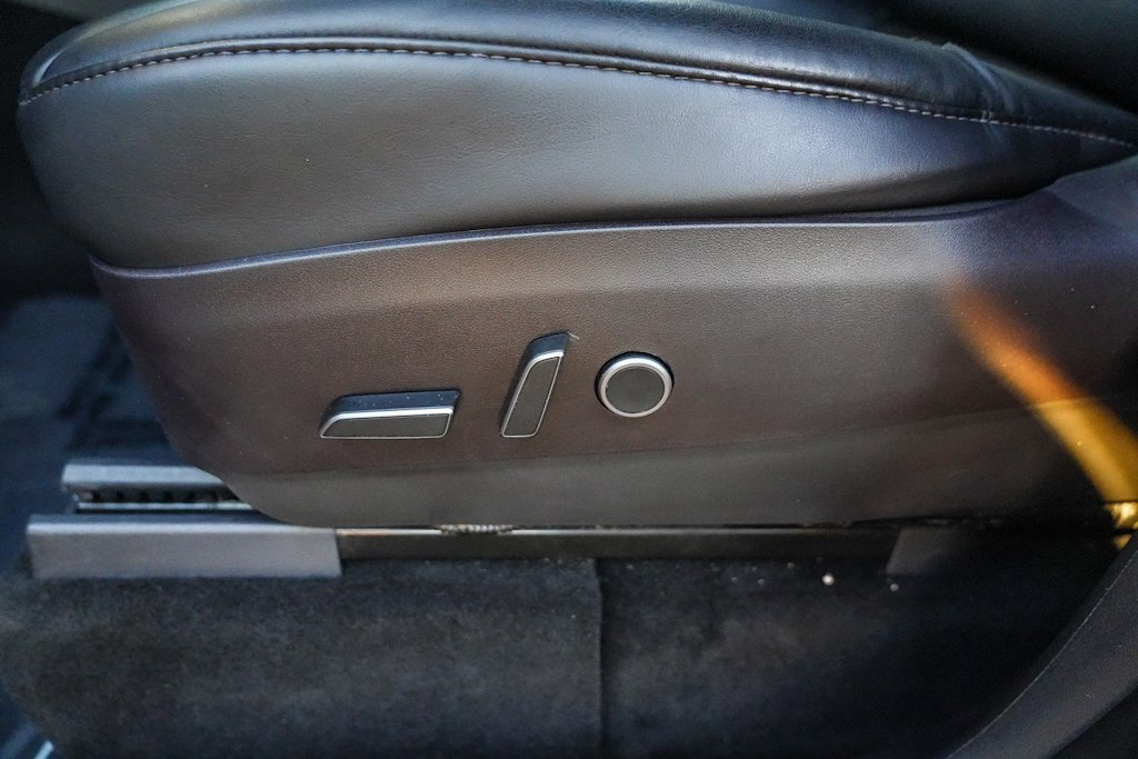 Thumbnail: 2022 Tesla Model Y - 23