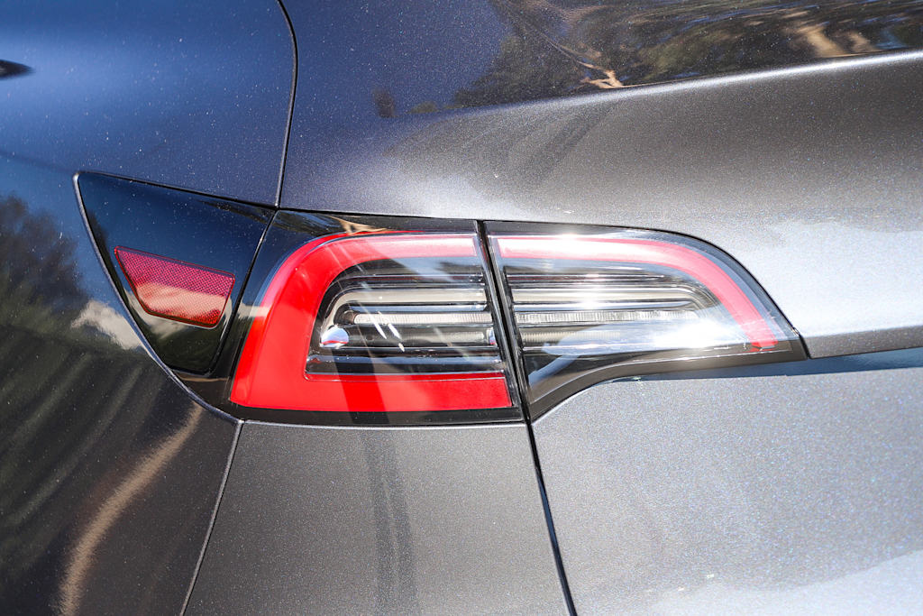 Thumbnail: 2023 Tesla Model Y - 12