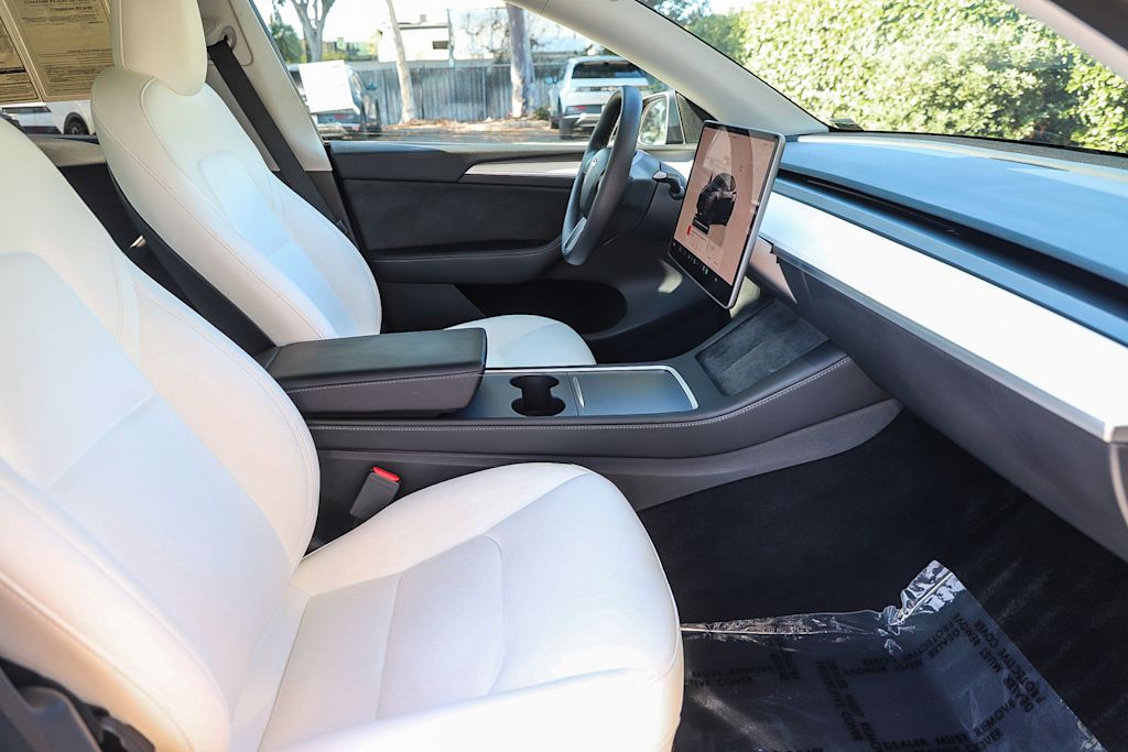Thumbnail: 2023 Tesla Model Y - 9