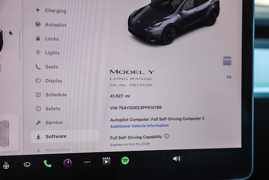 Thumbnail: 2023 Tesla Model Y - 25