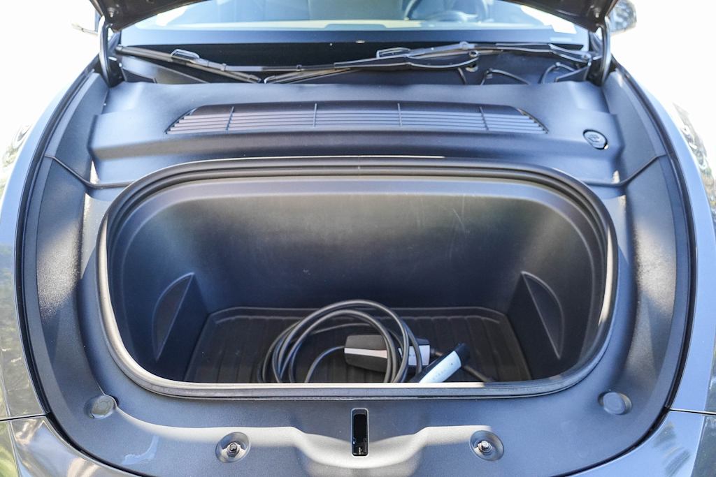 Thumbnail: 2023 Tesla Model Y - 27