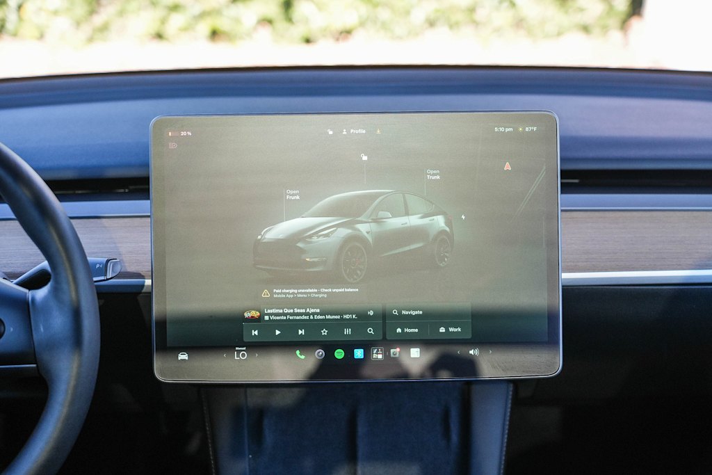 Thumbnail: 2023 Tesla Model Y - 12