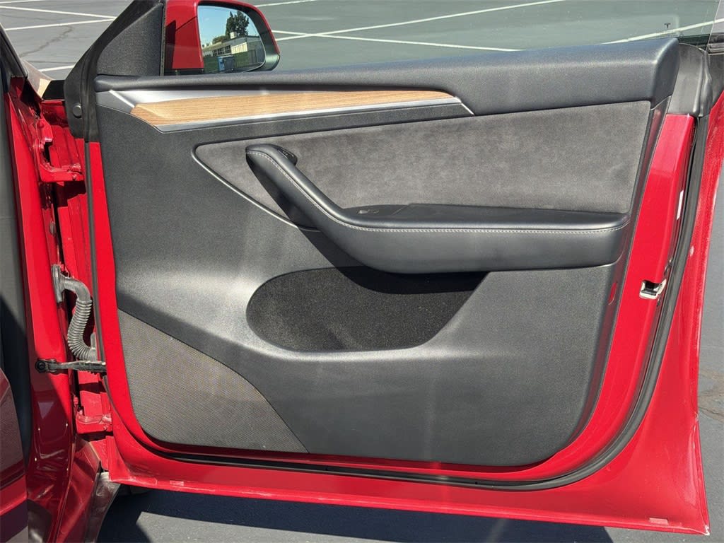 Thumbnail: 2023 Tesla Model Y - 36