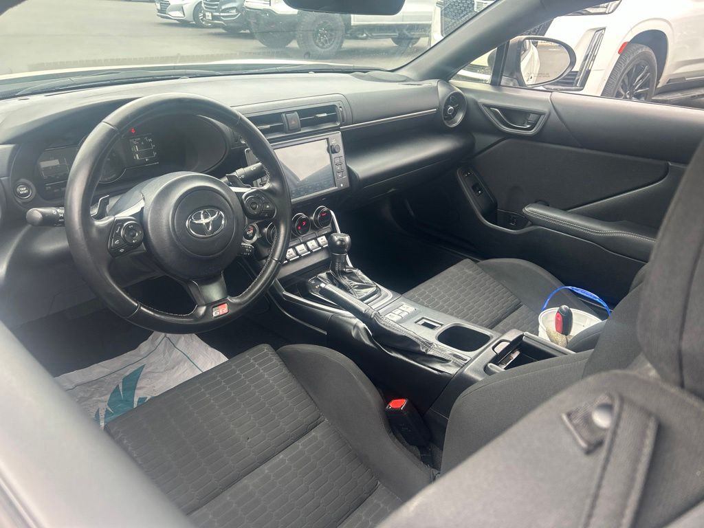 Thumbnail: 2023 Toyota GR86 - 2