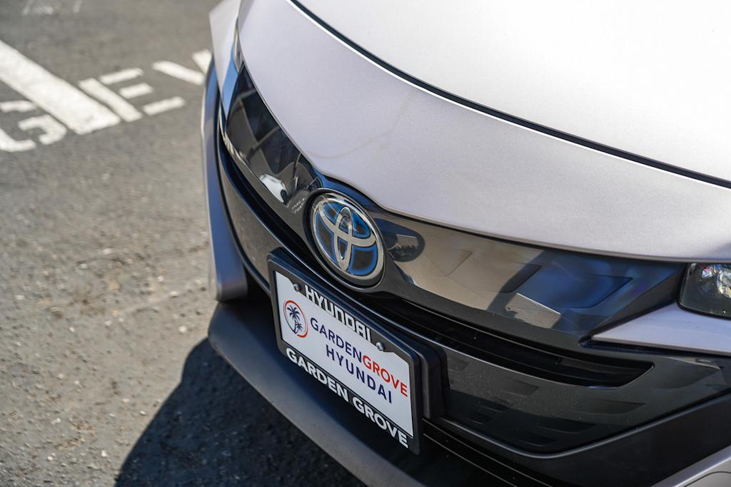 Thumbnail: 2021 Toyota Prius Prime - 6