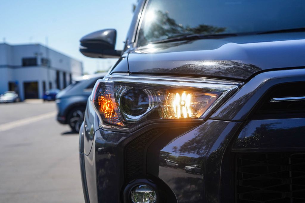 Thumbnail: 2024 Toyota 4Runner - 20
