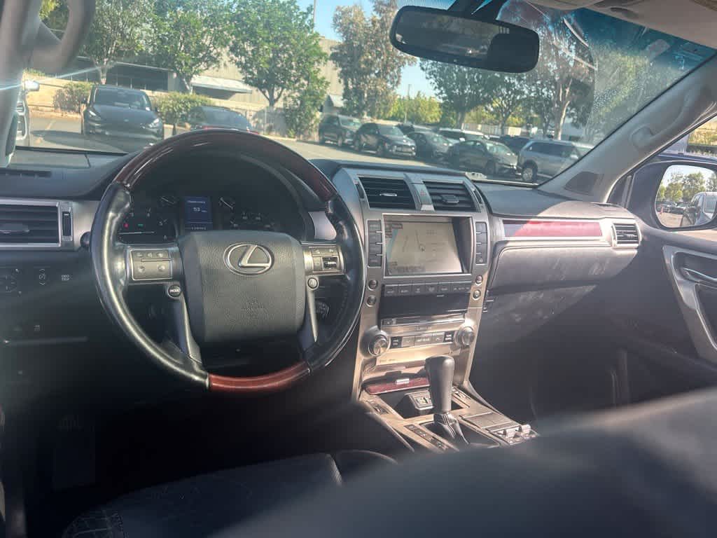 Thumbnail: 2018 Lexus GX - 2
