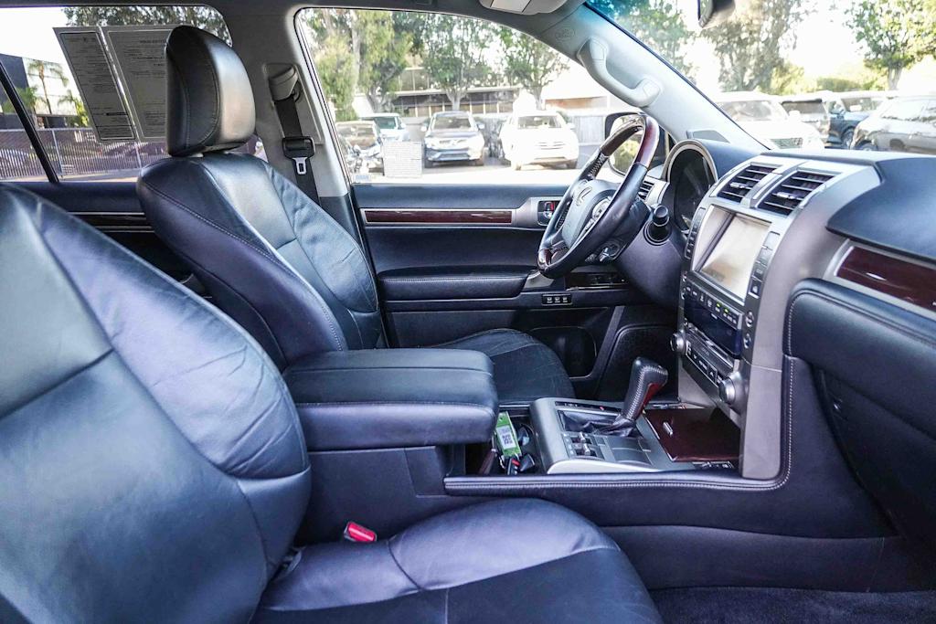 Thumbnail: 2018 Lexus GX - 10
