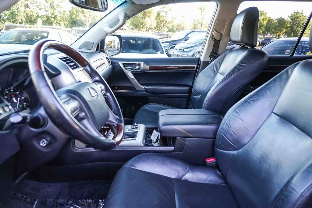 Thumbnail: 2018 Lexus GX - 11