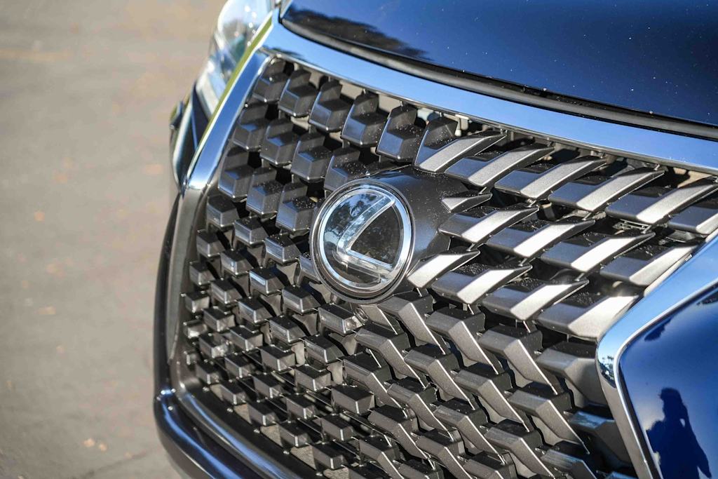 Thumbnail: 2018 Lexus GX - 6