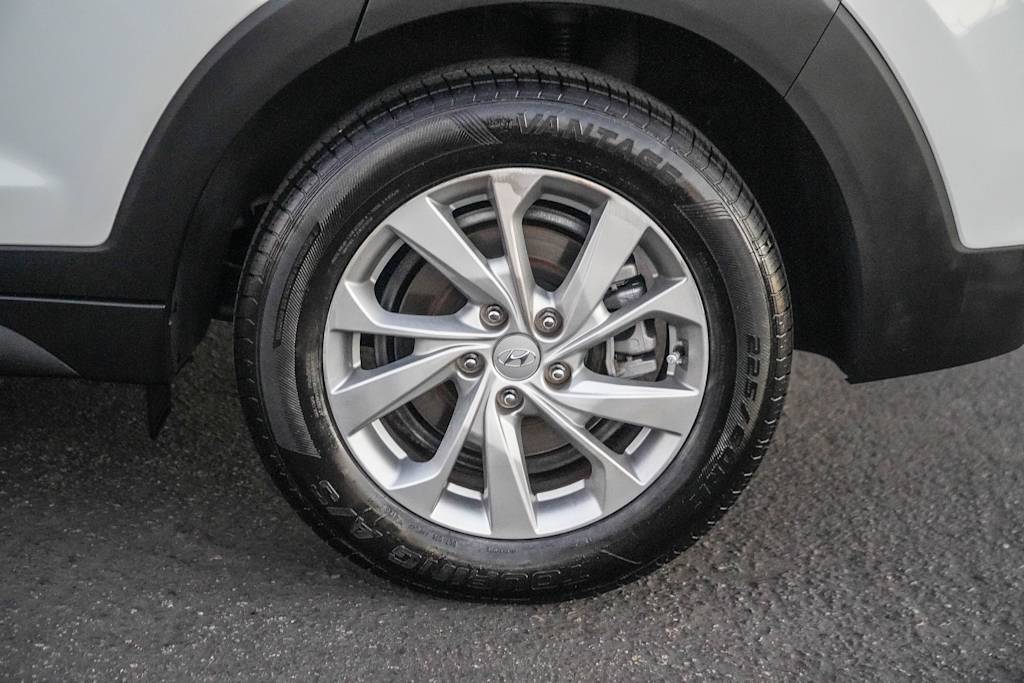 Thumbnail: 2019 Hyundai Tucson - 7