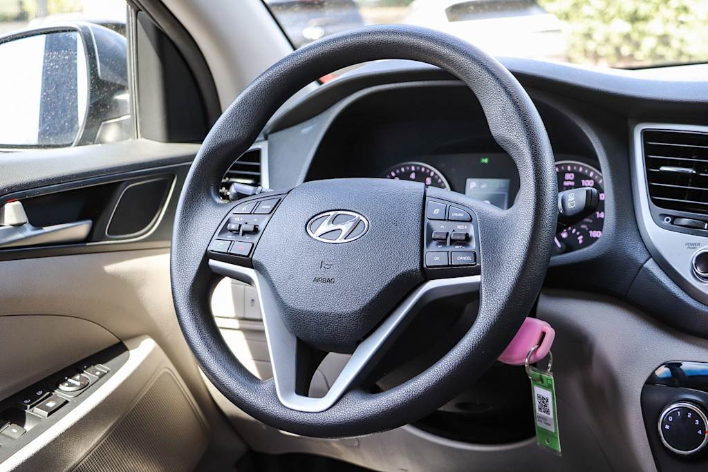 Thumbnail: 2018 Hyundai Tucson - 9