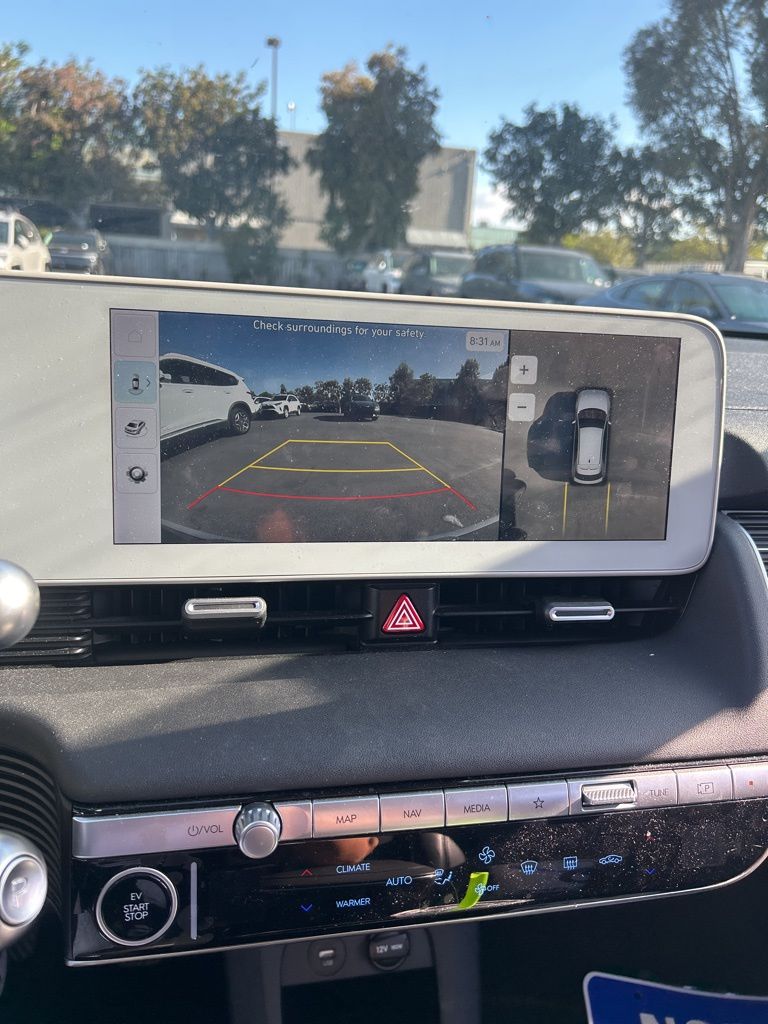 Thumbnail: 2023 Hyundai Ioniq 5 - 12