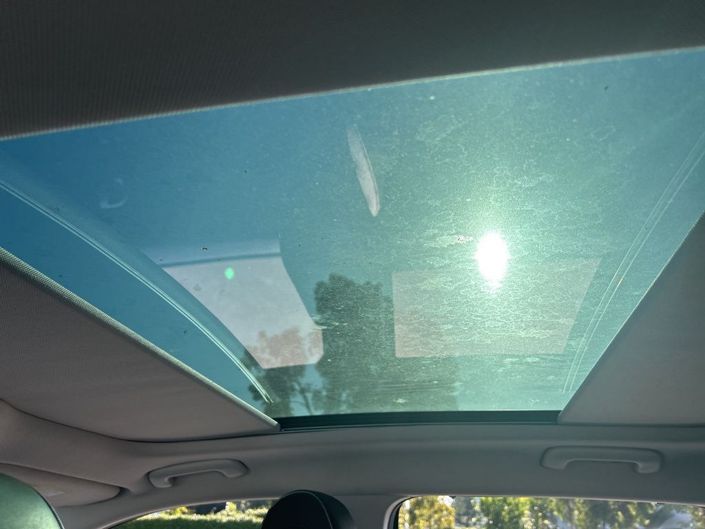 Thumbnail: 2023 Hyundai Ioniq 5 - 10