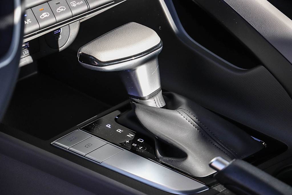 Thumbnail: 2026 Hyundai Elantra - 14
