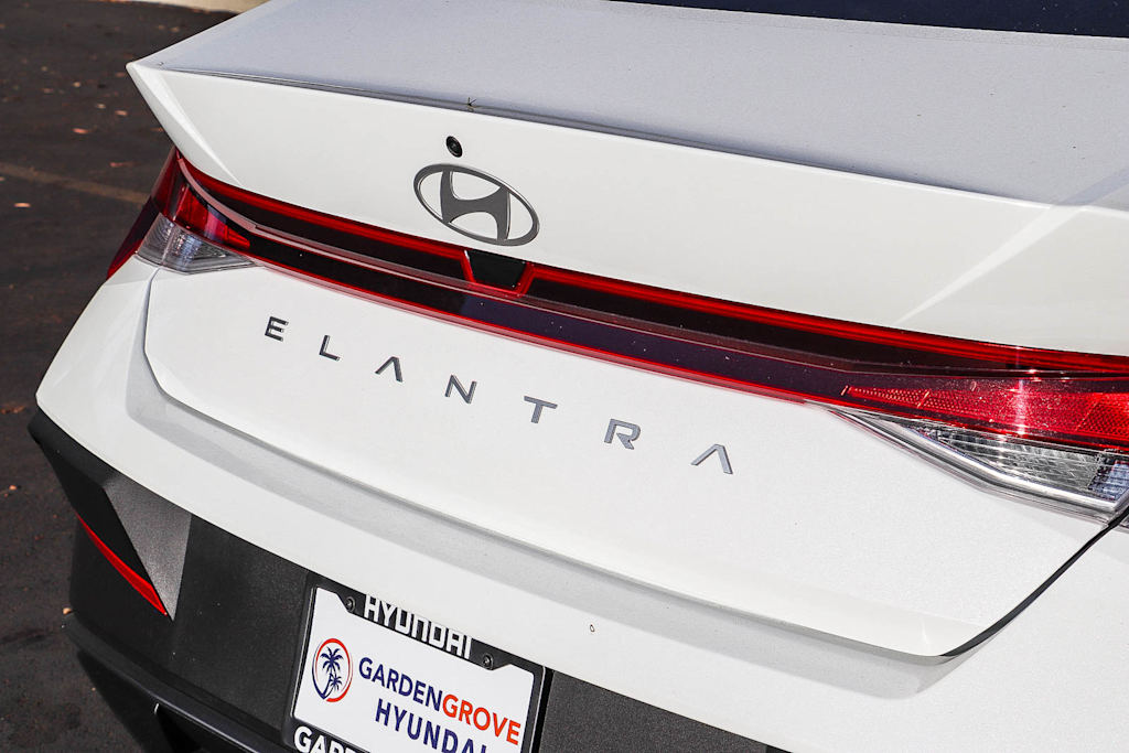 Thumbnail: 2026 Hyundai Elantra - 20