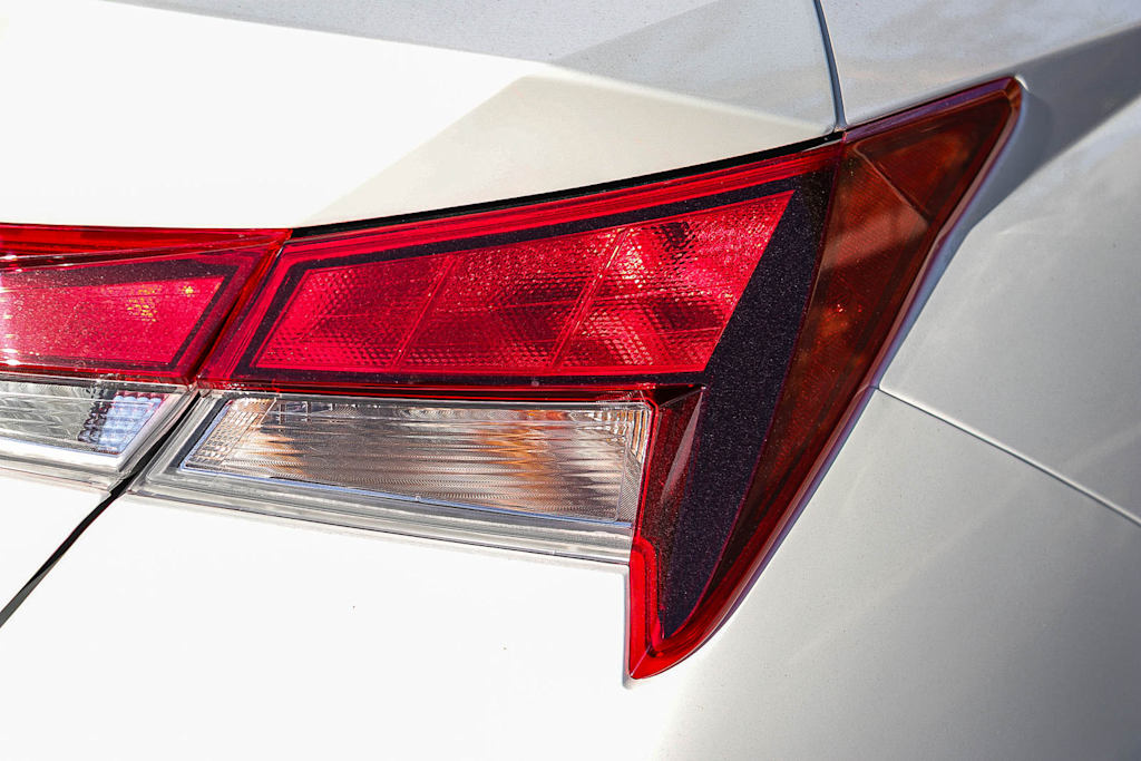 Thumbnail: 2026 Hyundai Elantra - 19